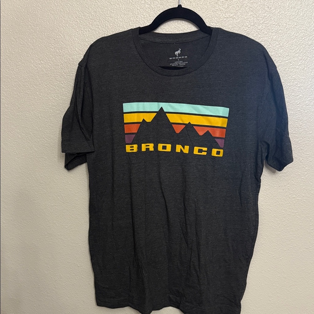 Bronco Graphic Men's T-Shirt - Black
